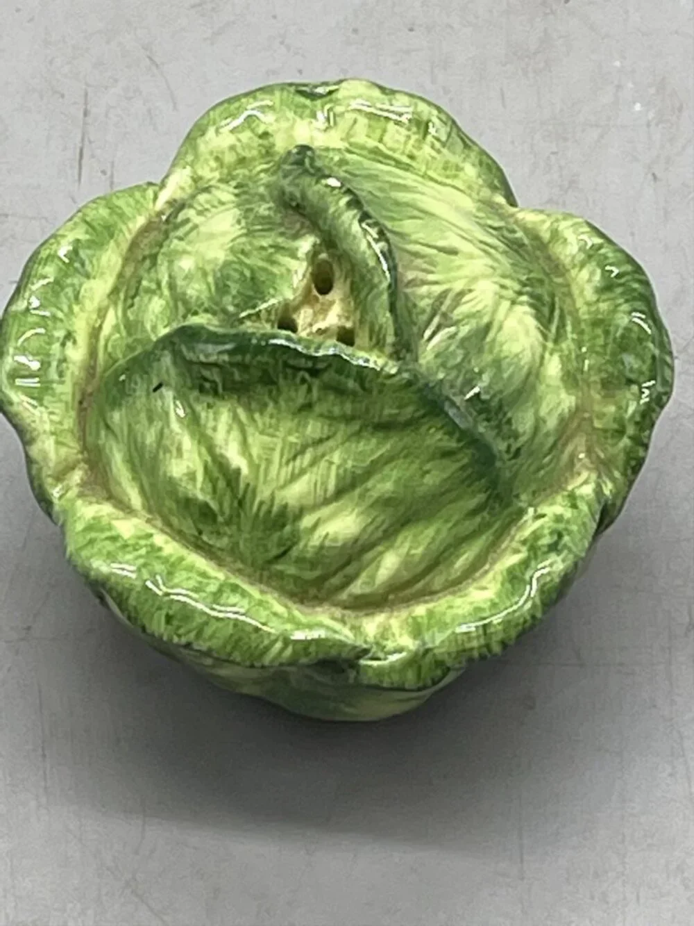 Cabbage Seasoning Shaker Glass Green With stopper on bottom Height 3